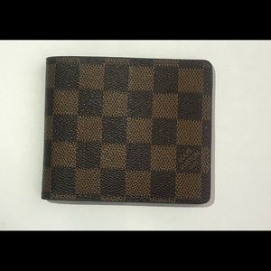 Men’s Louis Vuitton wallet